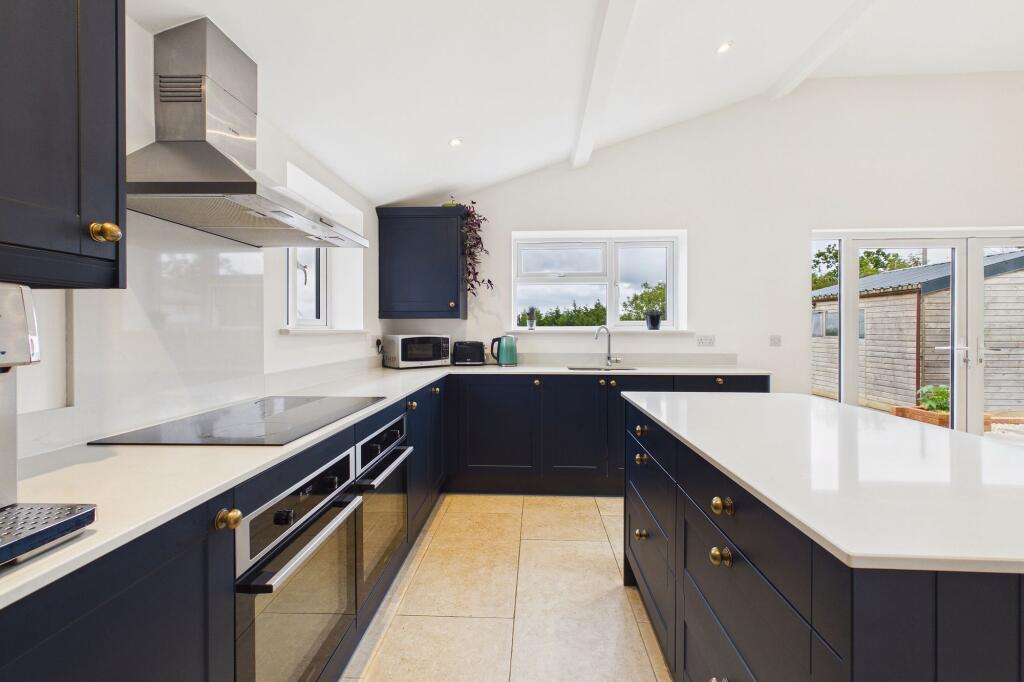 House in Mid Devon, Hittisleigh - More