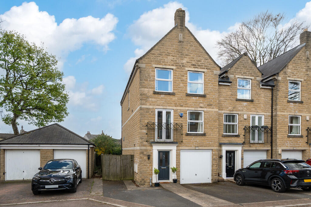 Main image of property: Threelands, Birkenshaw