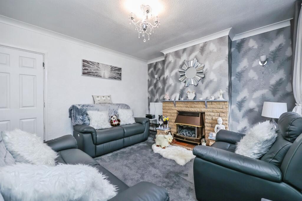 House in Amber Valley, Aldercar and Langley Mill CP - More
