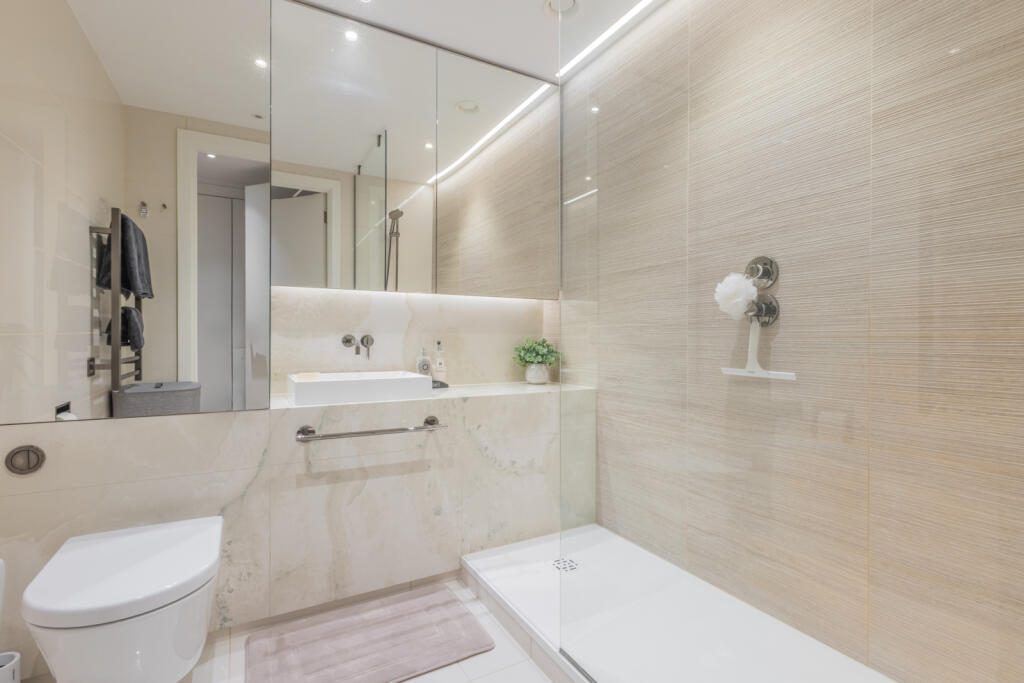 Apartment in London - More
