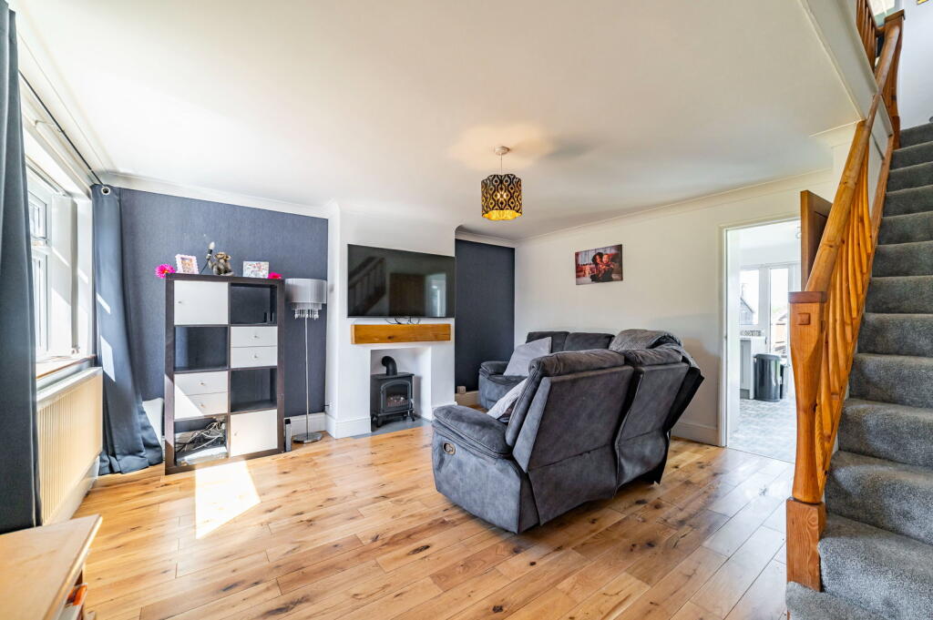 House in Rochdale, Greater Manchester - View 3