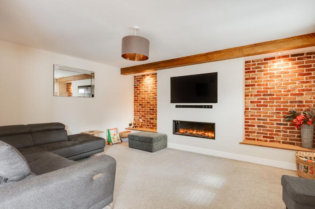 House in Telford - View 3