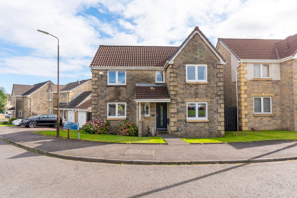 Main image of property: Woodlea Gardens, Bonnybridge FK4