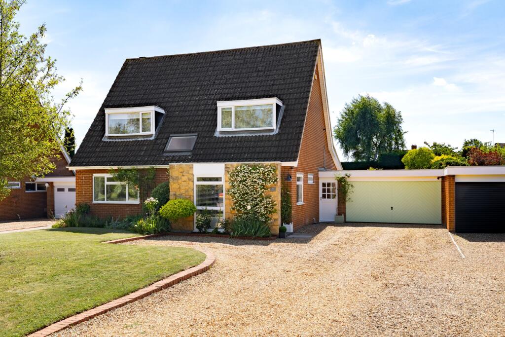 Main image of property: Manor Close, Bromham, MK43