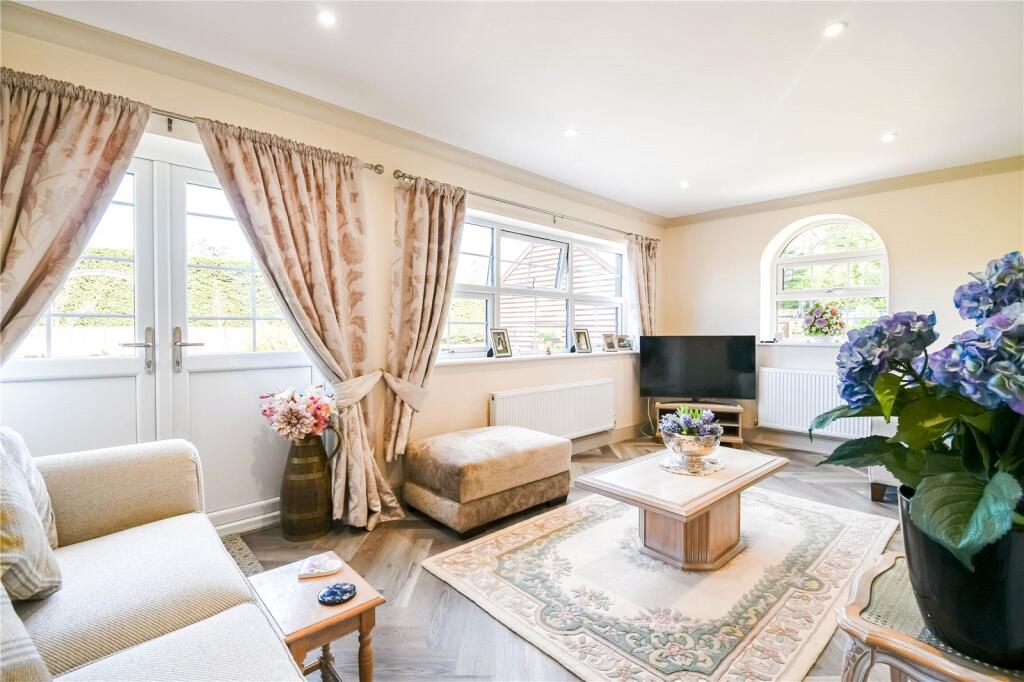 House in Enborne Row, Enborne - View 2
