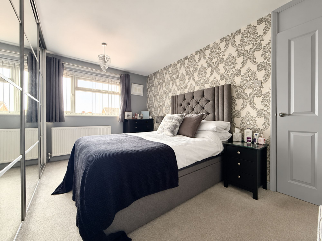 House in Luton - More