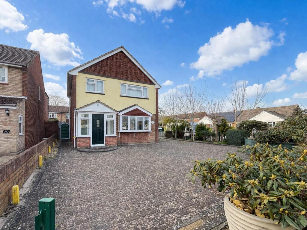 Main image of property: Shenton Close, Swindon