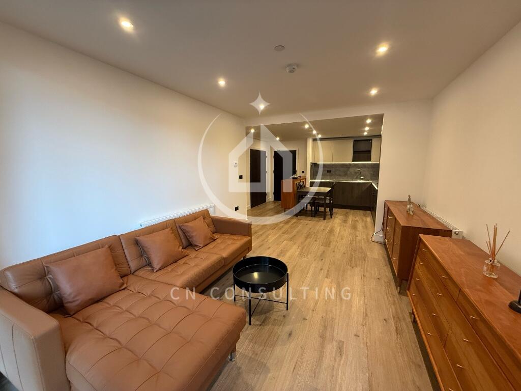 Apartment in Birmingham, West Midlands - View 2