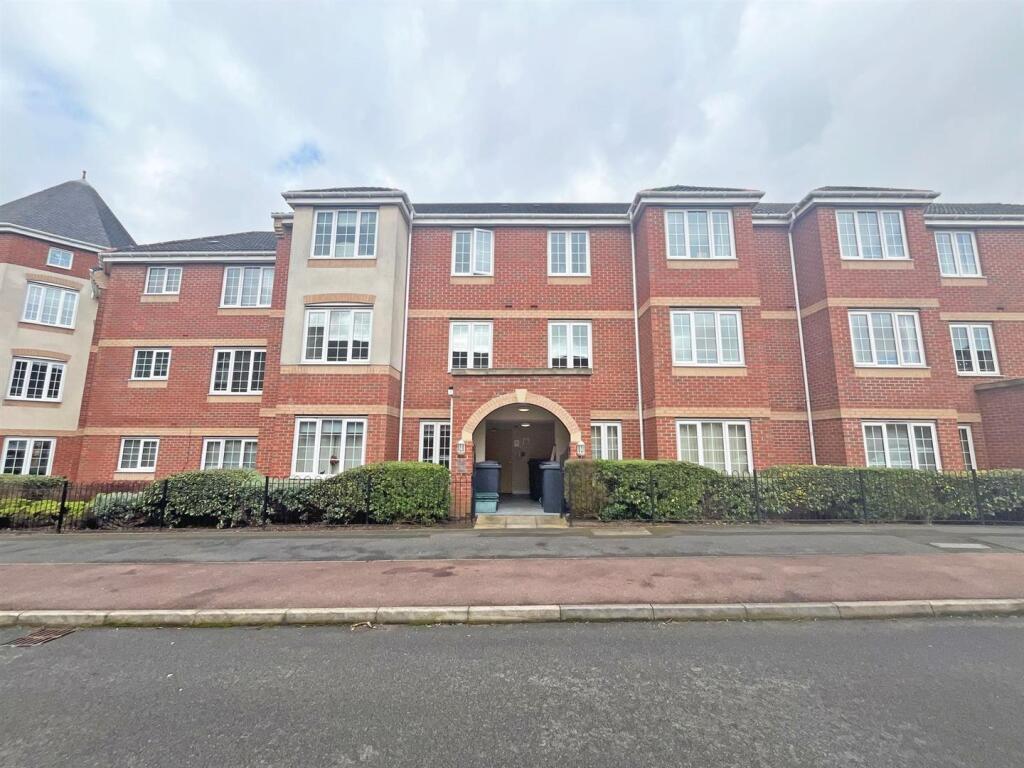 Main image of property: Kingswell Avenue, Arnold, Nottingham