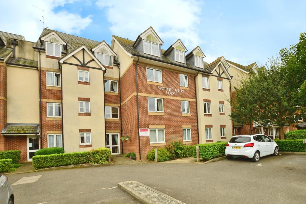 Main image of property: East Street, HYTHE, Kent, CT21