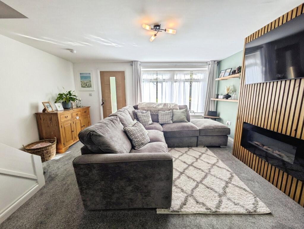 House in Camborne, Tuckingmill - View 2