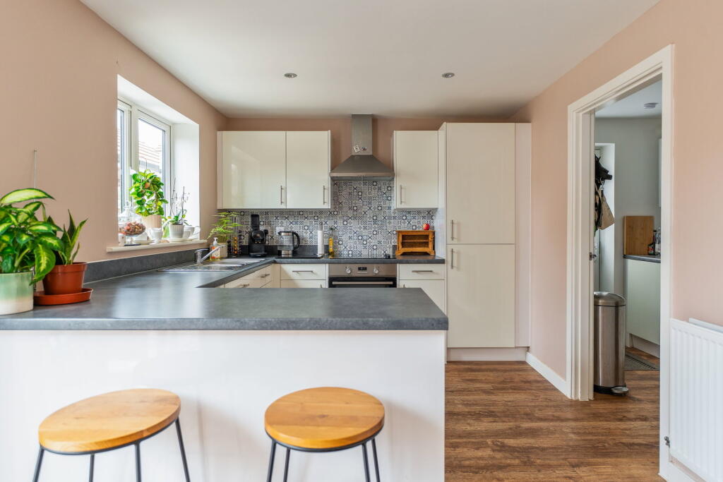 House in Salisbury - View 5