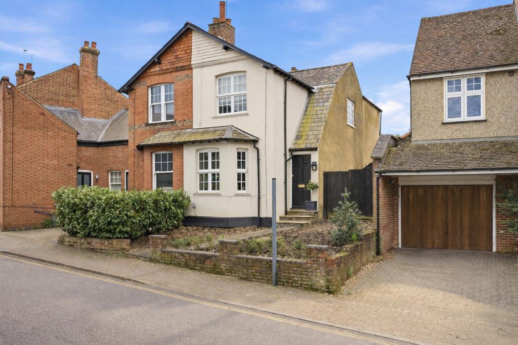Catherine Street, St. Albans, Hertfordshire, AL3