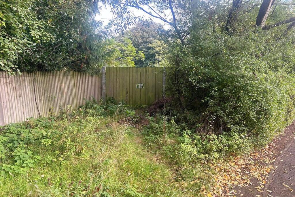 Enclosure , 0.25 Acre of Land at Blyth Road, Broxburn, West Lothian, EH525LU - View 3
