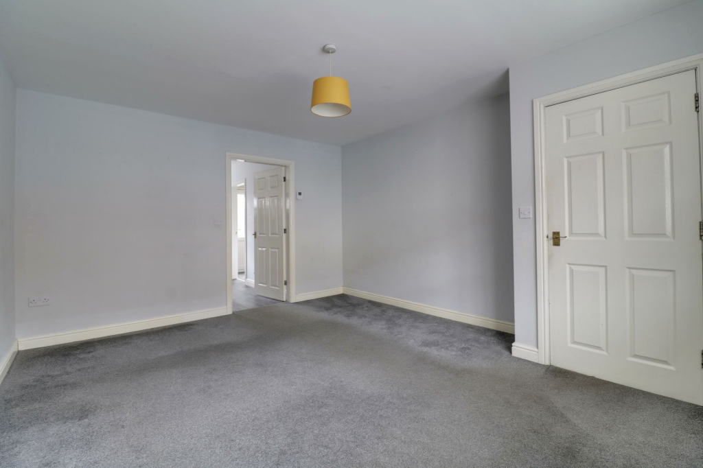 House in Brigg, North Lincolnshire - More