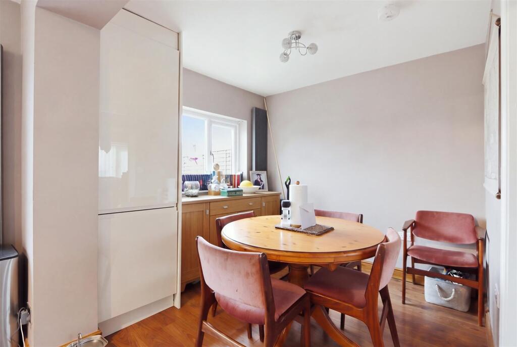 House in Sheffield - View 4