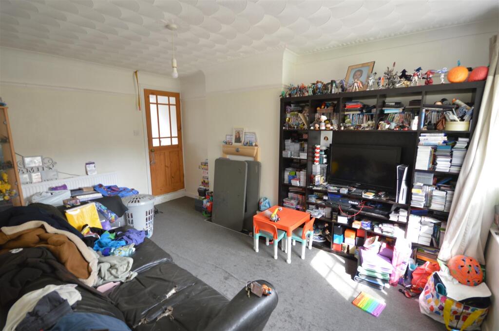 House in Northampton - View 3