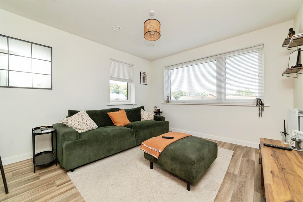 Apartment in St Albans - View 2