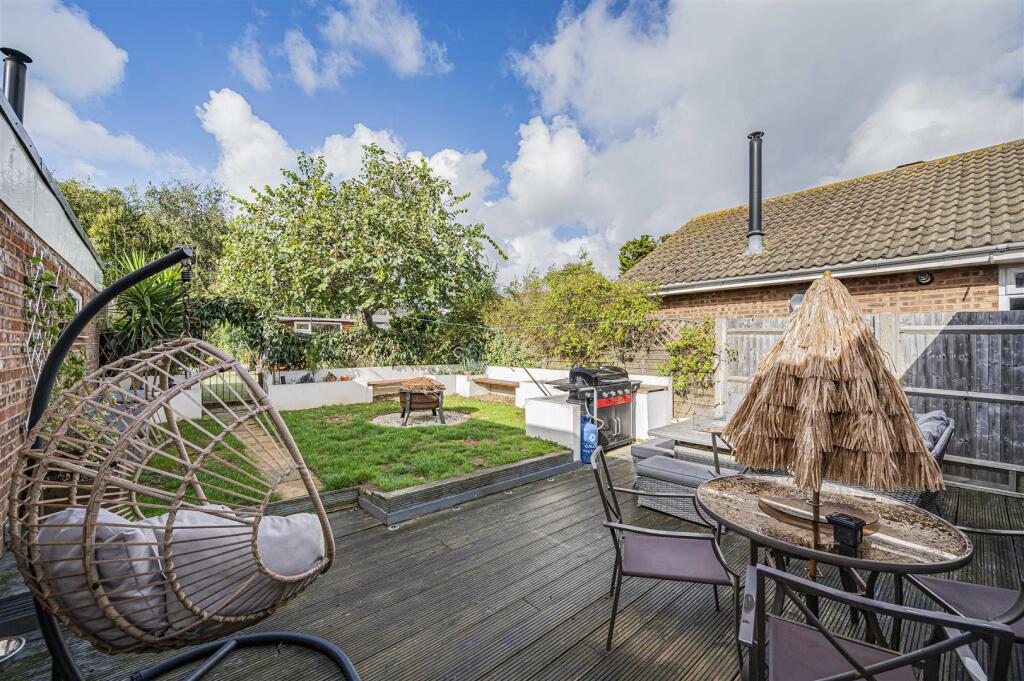 Princess Drive, Seaford photo 2