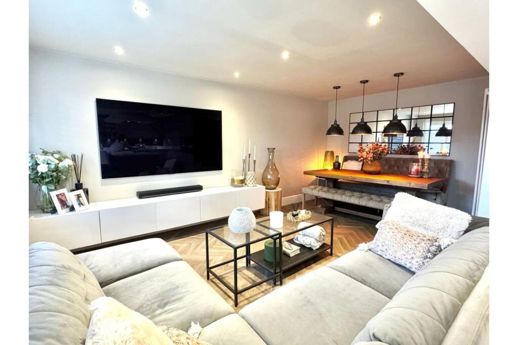 Birch Avenue, Manchester, M35 photo 4