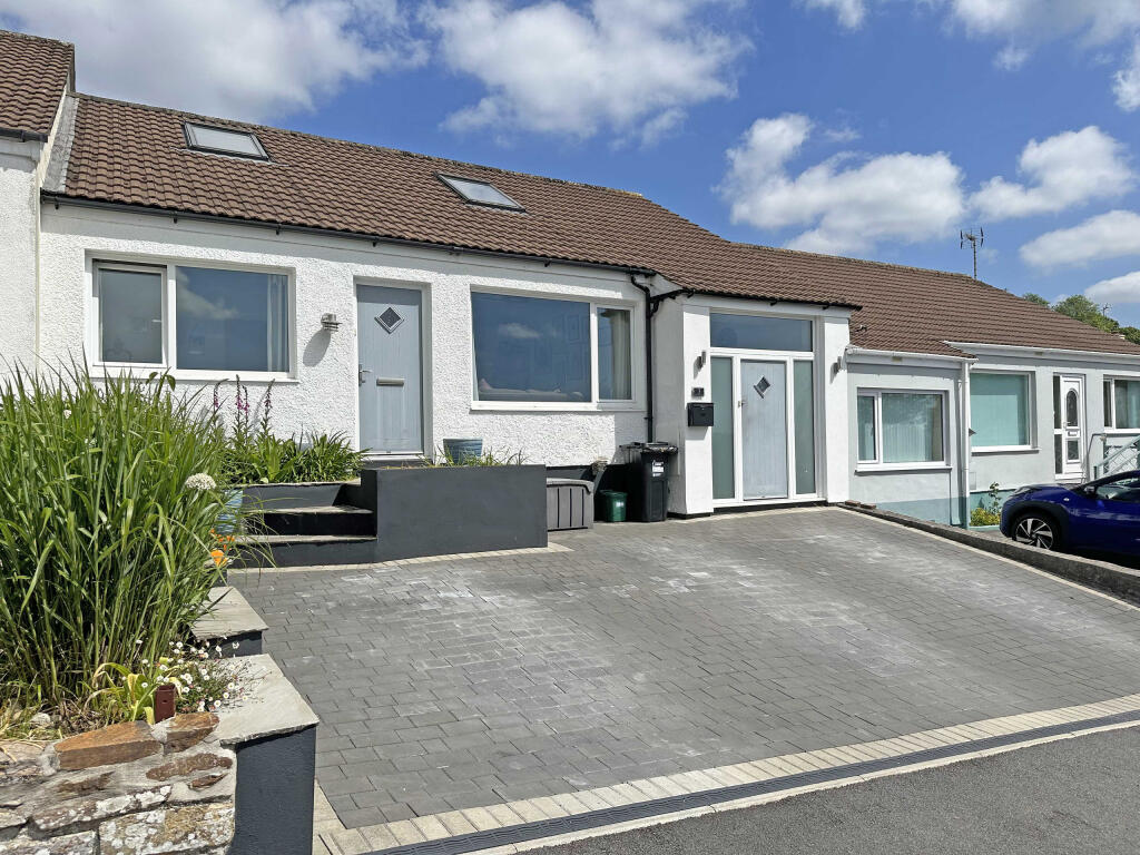 3-bed terraced on Comprigney Close, Truro, Cornwall, £375,000