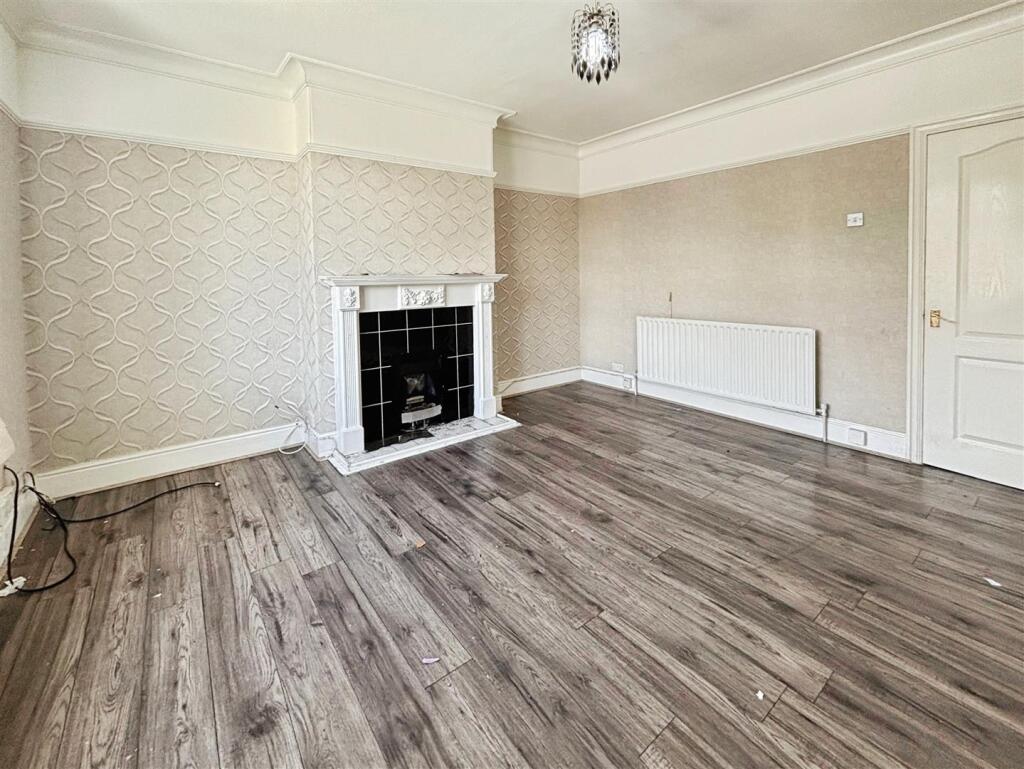 Carr Bottom Road, Bradford, BD5 9AH photo 2