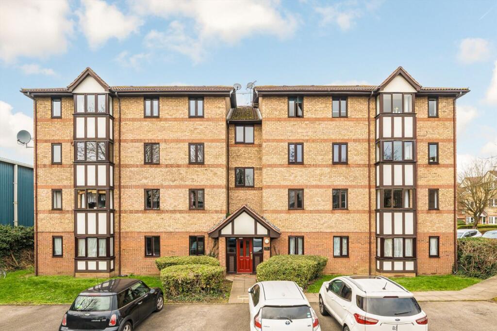 Main image of property: Varsity Drive, Twickenham