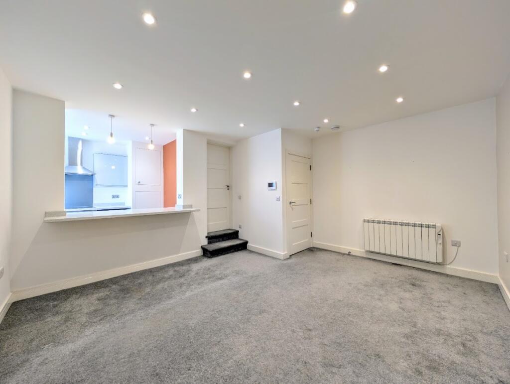 Apartment in Worthing, Broadwater - View 4