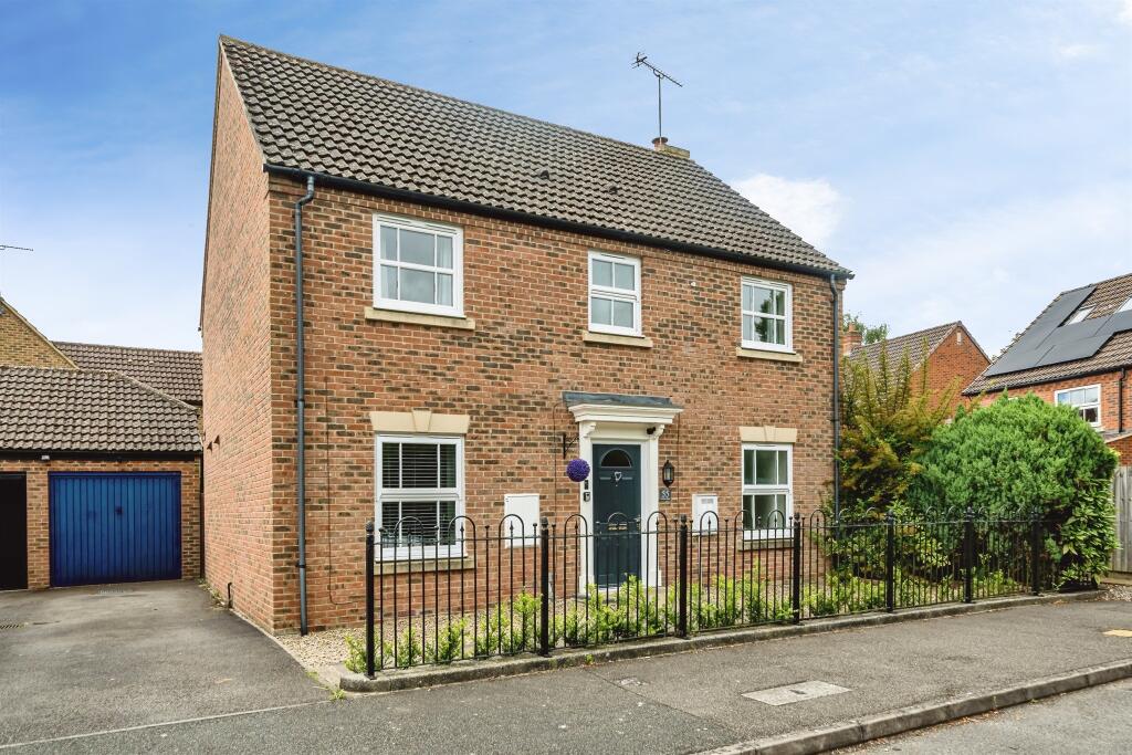 Main image of property: Chelsea Road, Aylesbury