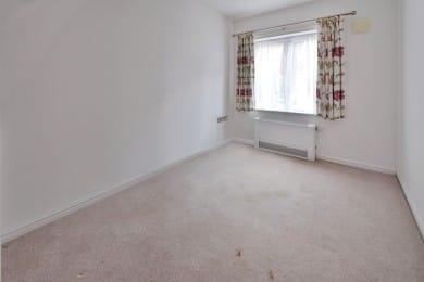 Apartment in Chatham, Medway - More