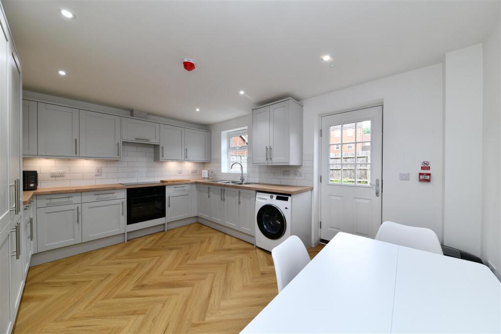 House in Stevenage - View 4