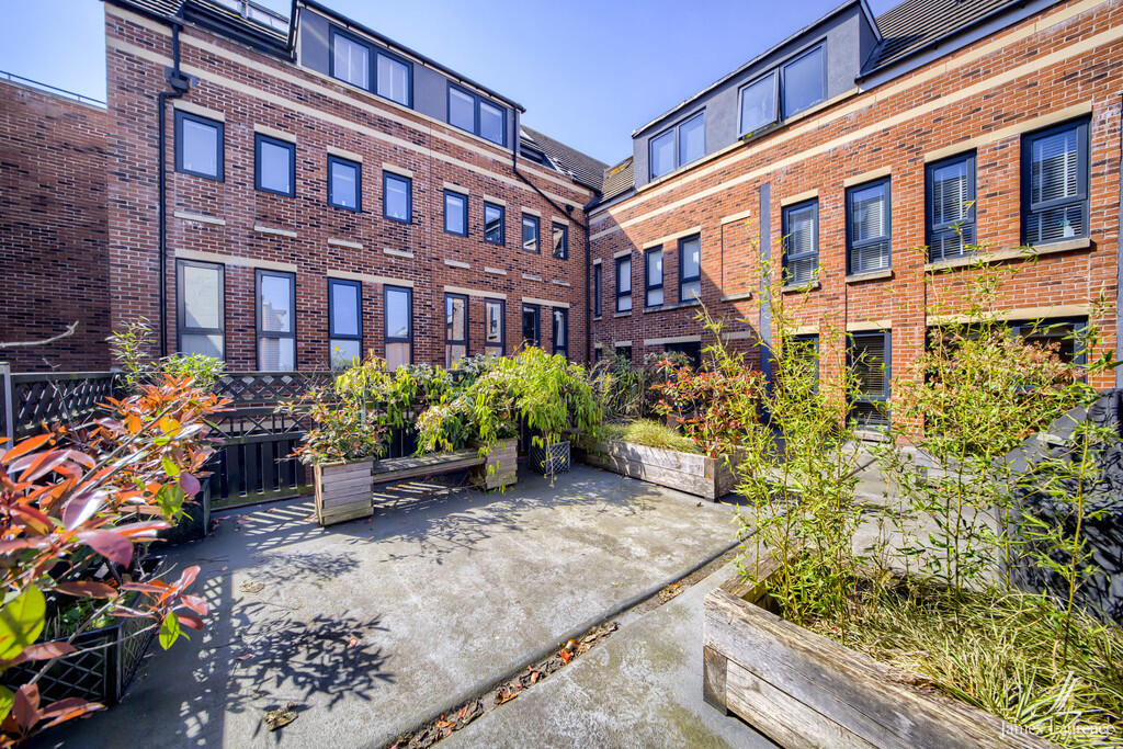 Main image of property: 18 Mary Street, Jewellery Quarter, Birmingham City Centre