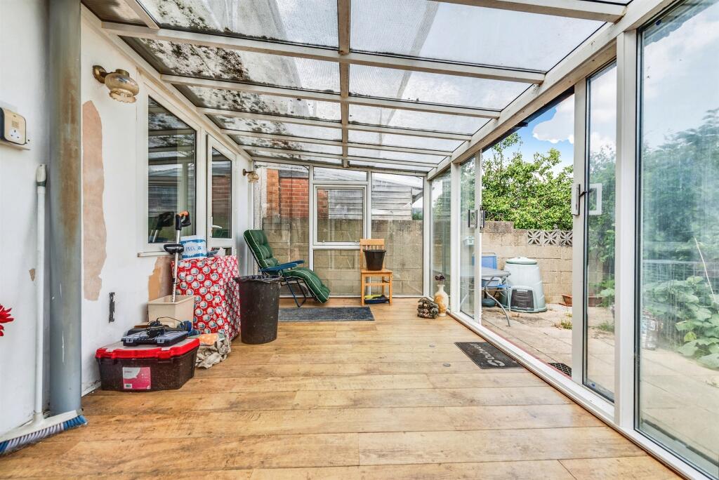 House in Swindon, Park South - View 5