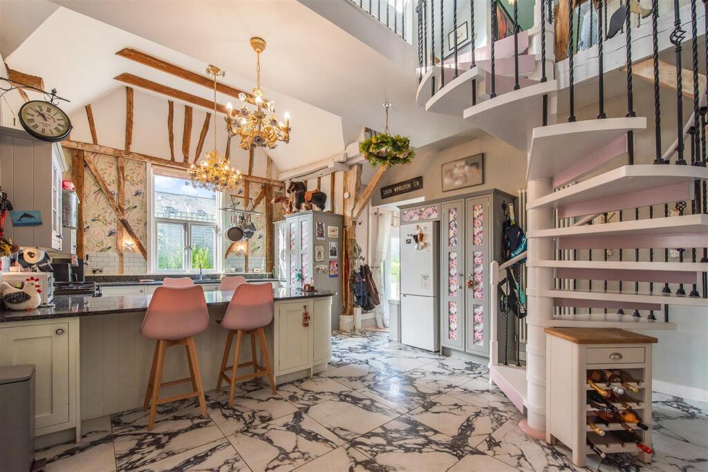 House in Southampton - View 3