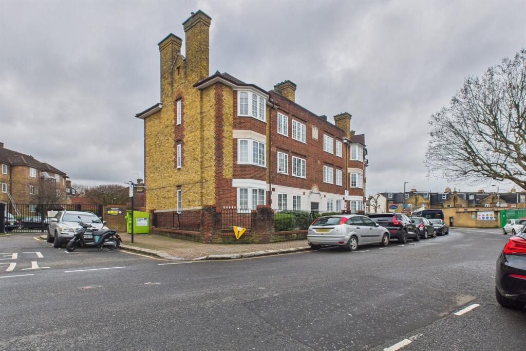 Main image of property: London Court, Frogmore, London, SW18