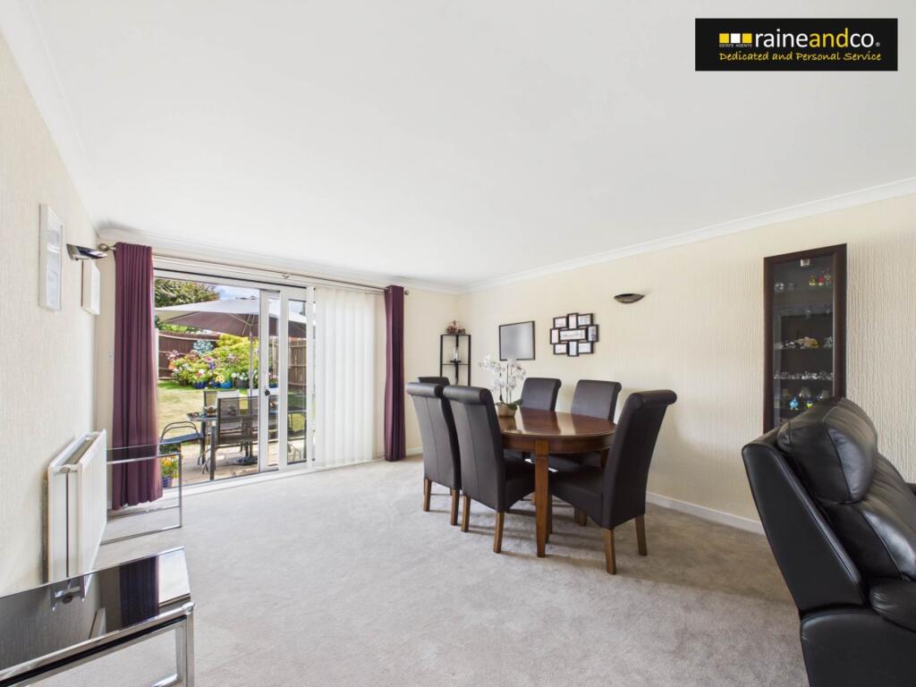 House in Enfield - More