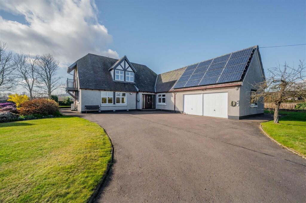 Main image of property: Tealing, Dundee