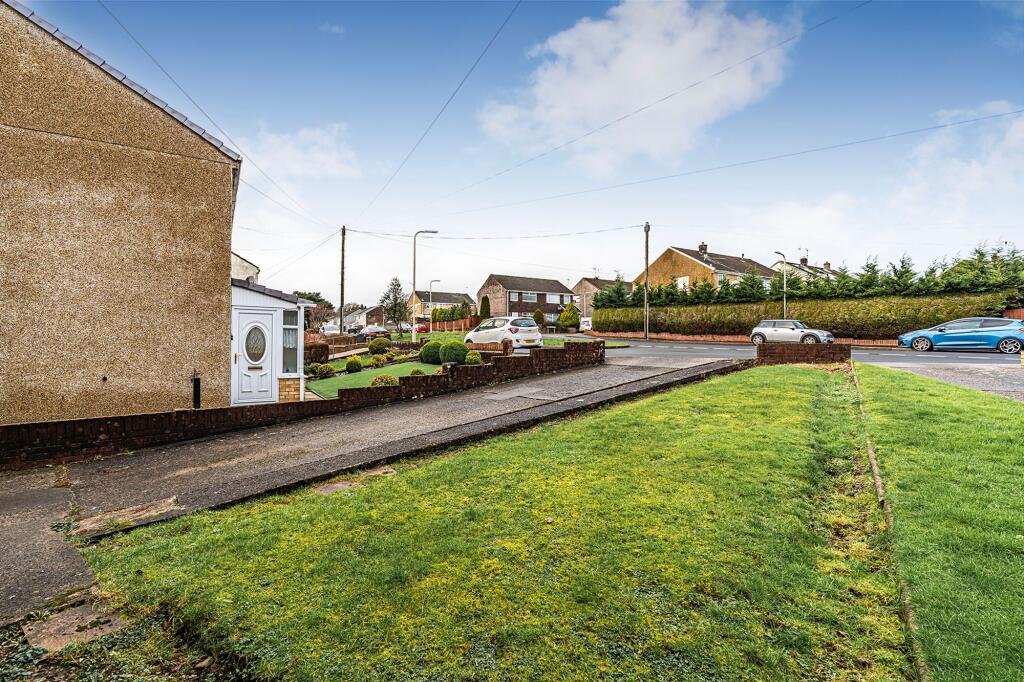 Briar Way, Tonteg, CF38 photo 2
