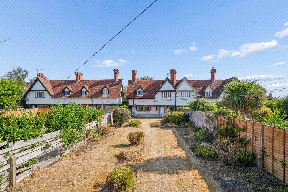 House in Slough, Medmenham - View 2