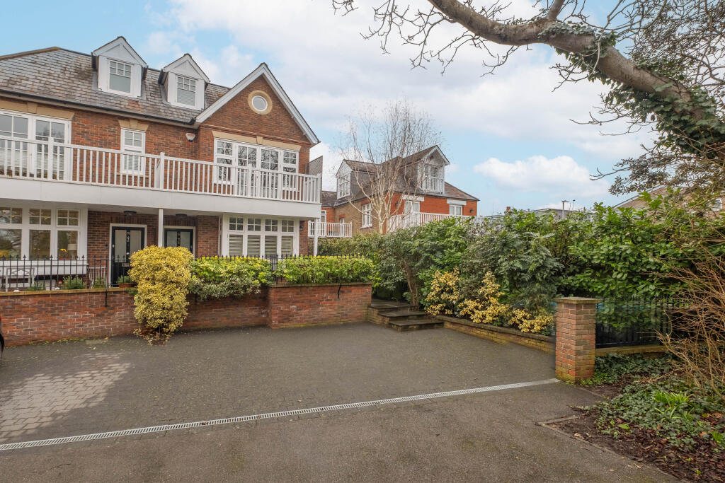Main image of property: Lower Ham Road, Kingston Upon Thames, KT2