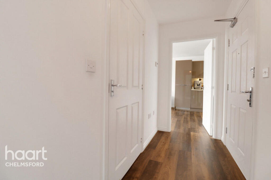 Apartment in Chelmsford, Springfield Park - View 2