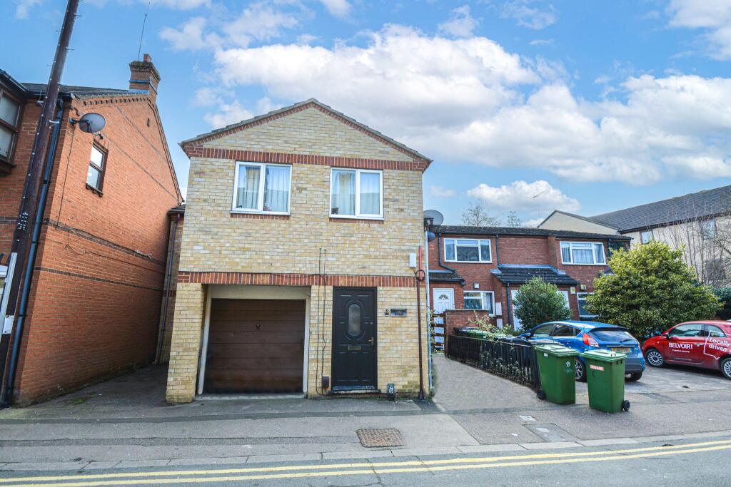 3-bed flat on St Marks Street, Peterborough, PE1, £325,000