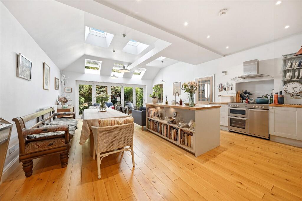 Main image of property: Uxbridge Road, Hampton Hill, Hampton, TW12