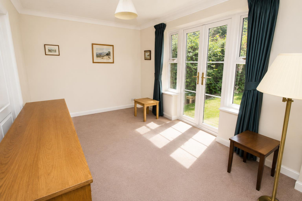 Meadowside, Tilehurst, Reading - Поглед 6
