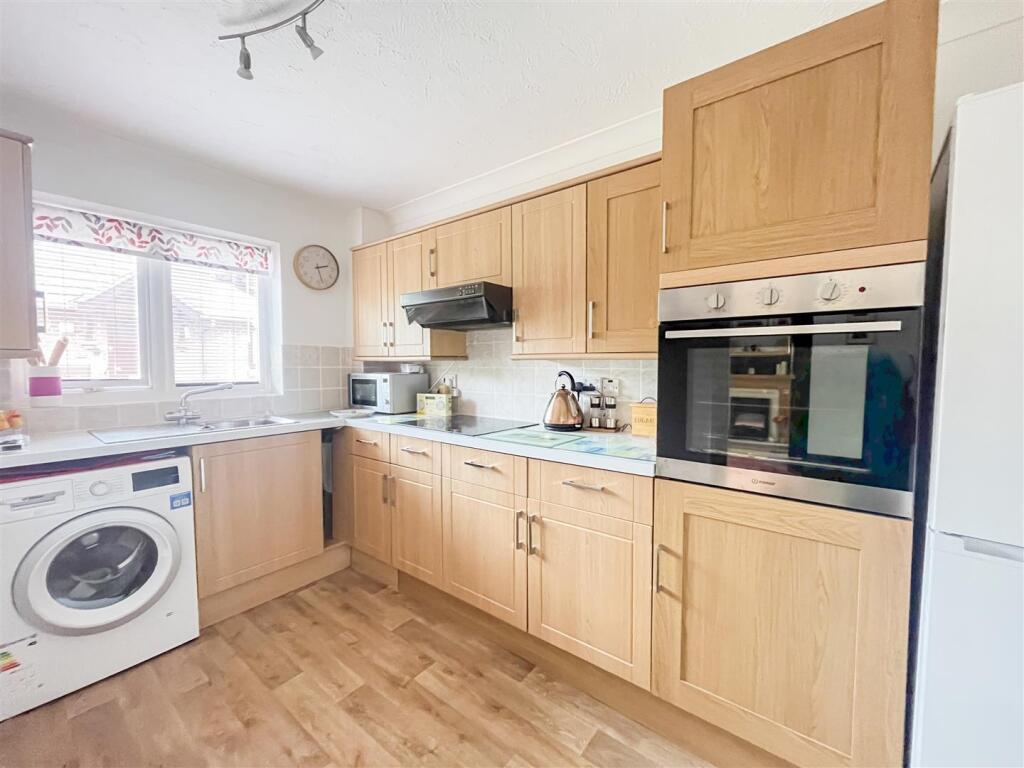 Apartment in Wealden, Sandy Cross, Heathfield and Waldron - View 5