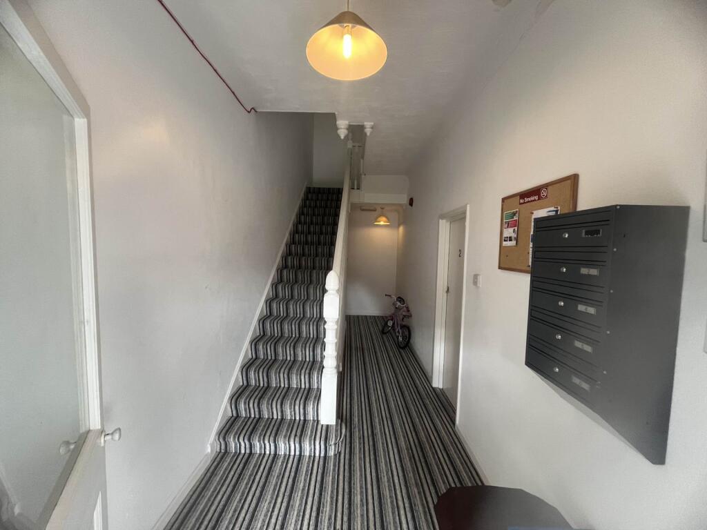 Apartment in Bournemouth - View 3