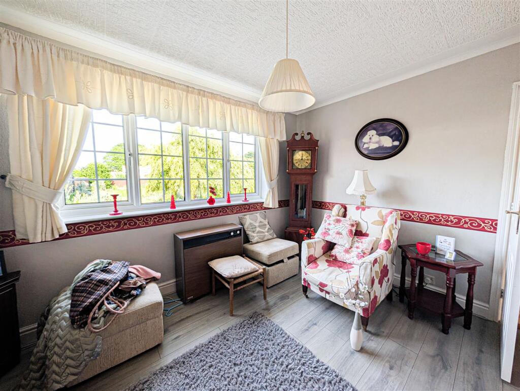 House in East Cambridgeshire, Isleham - View 5