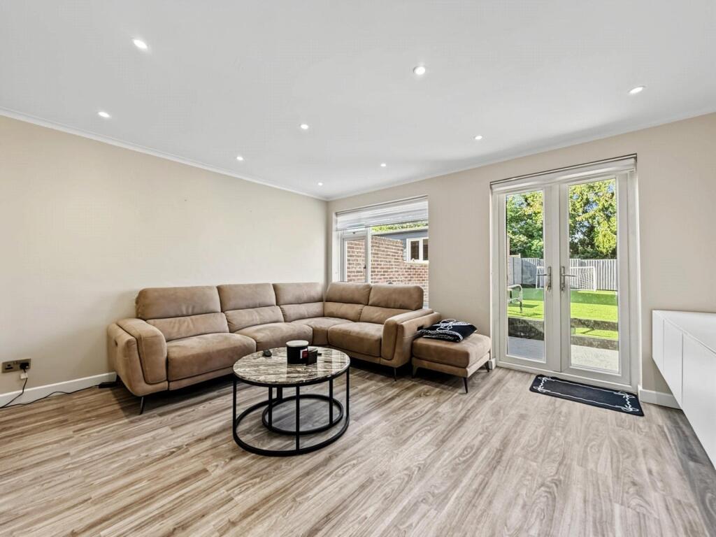 House in Rochester - View 5