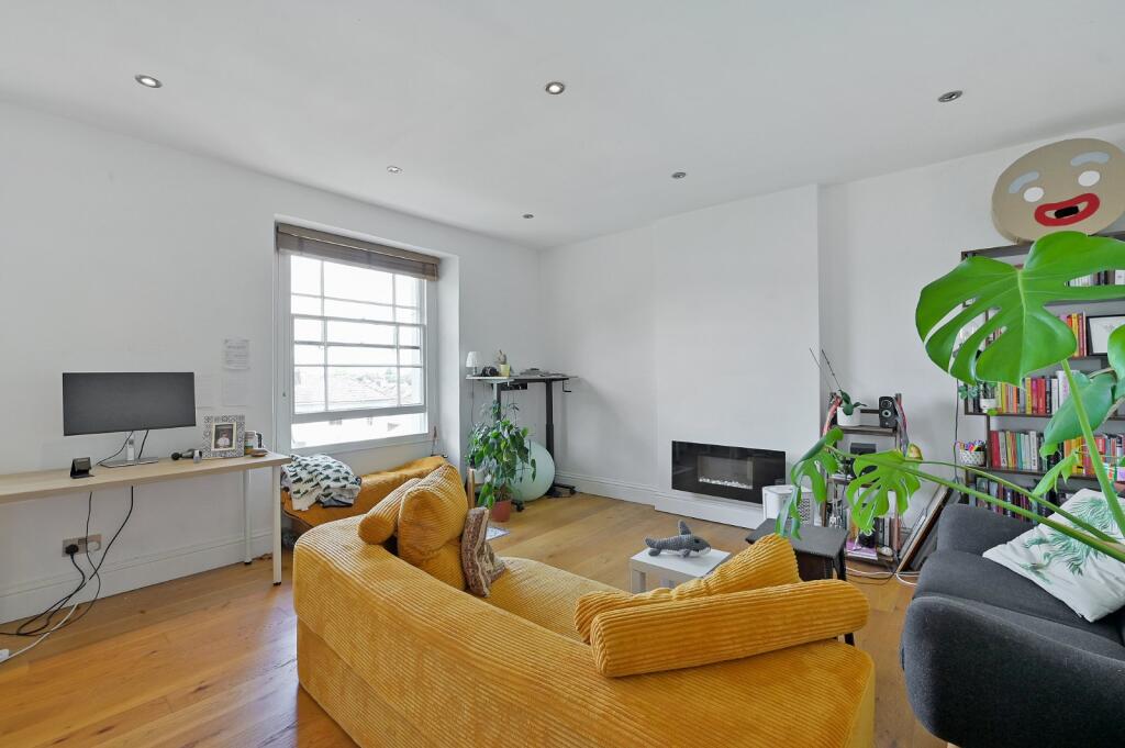 Apartment in Bristol - View 4