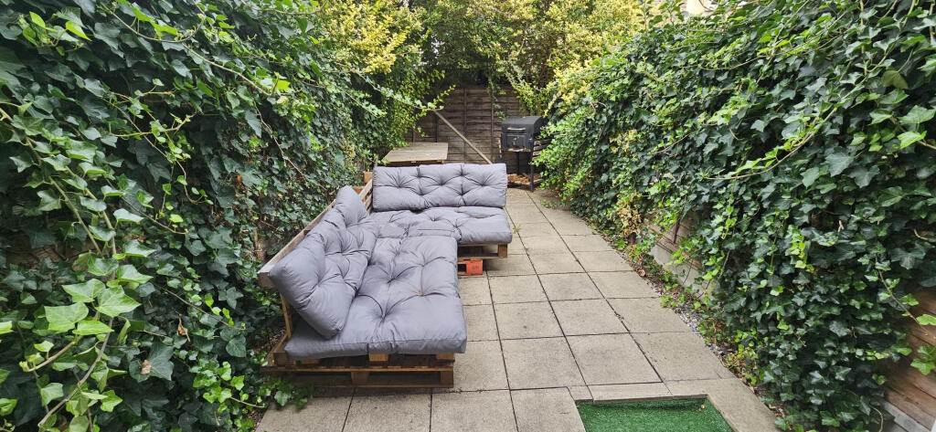 Property photo 8